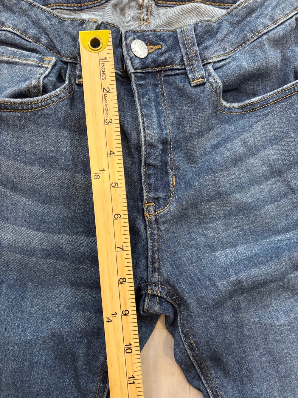 Just USA Women's Skinny Jeans in Dark and Medium Blue (Bundle) - Picture 13 of 14
